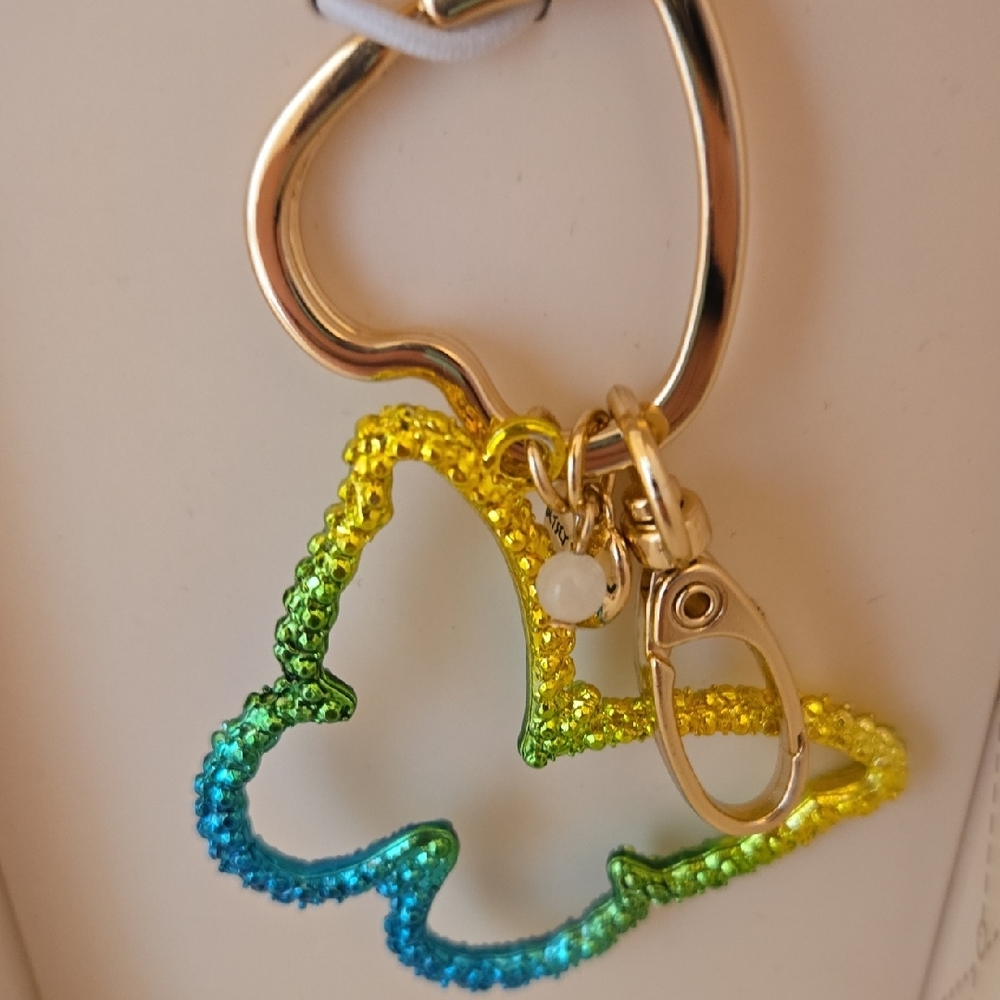 Betsey Johnson Multicolor Sparkle Butterfly Charm with Gold Heart Ring Nwt - Picture 2 of 3